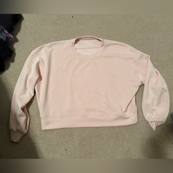 Lululemon Softstreme Cropped Crew - Picture 1 of 3